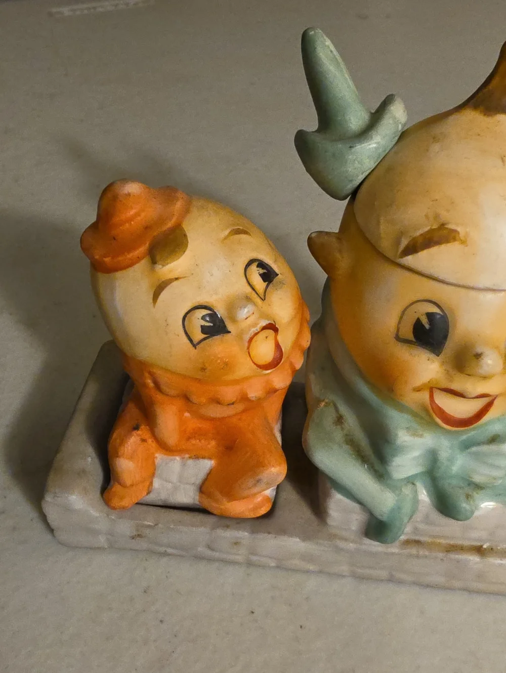 S. S. Kresge Co. Vintage Three-Figure Ceramic Holiday Decor